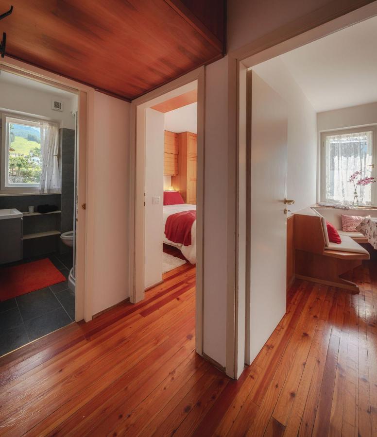 Cortina-House Apartman Cortina dʼAmpezzo Kültér fotó