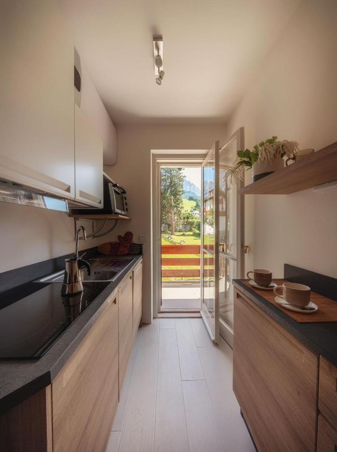 Cortina-House Apartman Cortina dʼAmpezzo Kültér fotó